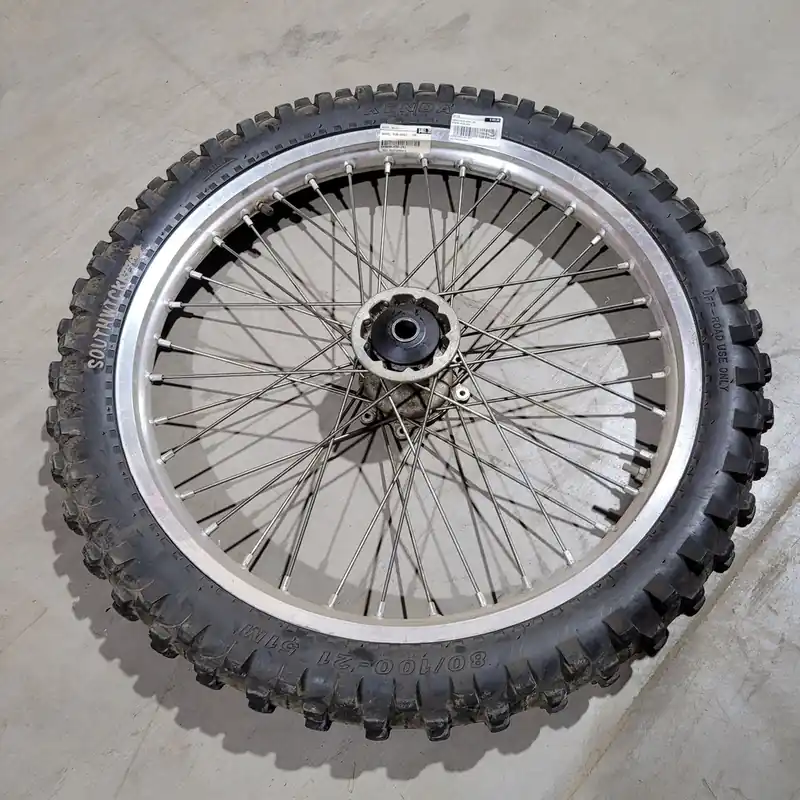 WHEEL SUB-ASSY., FR. - 44650-KZ4-J41 HONDA Populaire